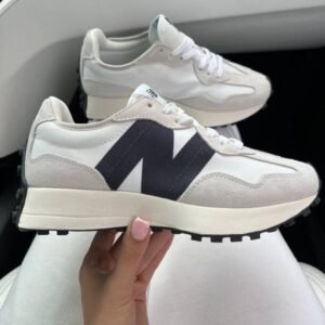 New Balance 327 Branco/Preto