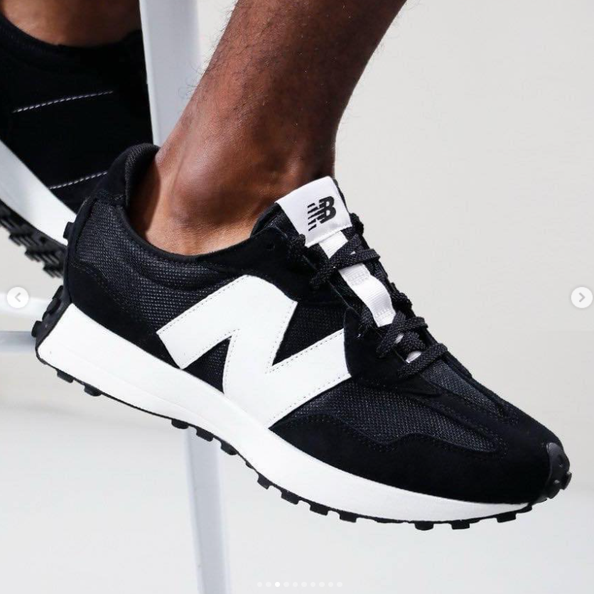 New Balance 327 Preto/Branco
