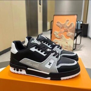 LV Trainer Sneaker Black/White
