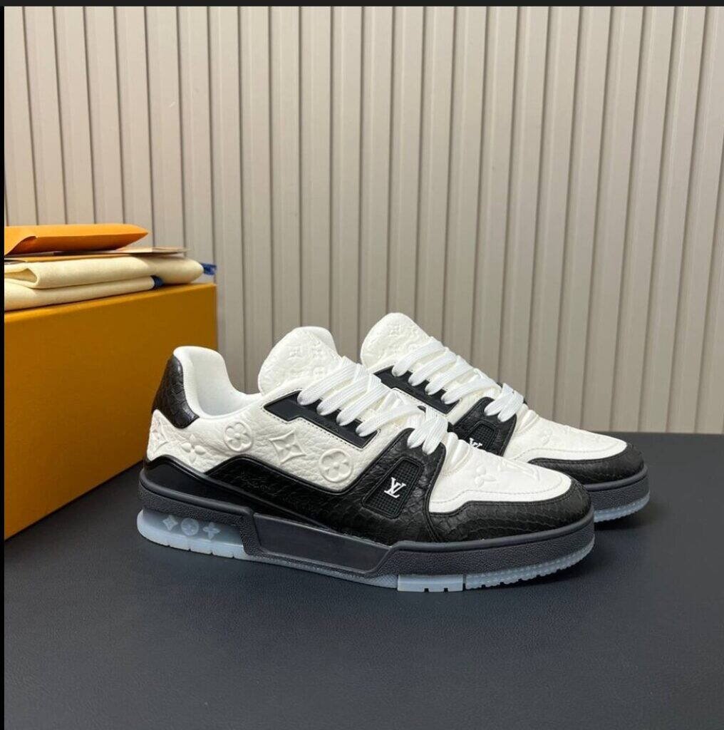 LV Trainer Sneaker White Monogram/Black